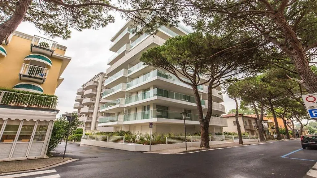 Sunrise Palace Lido di Jesolo 3*,  Italy